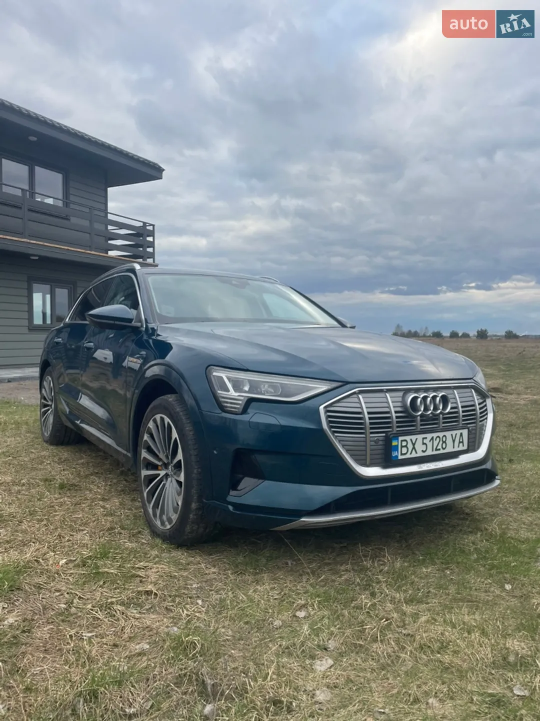 Audi e-tron 2019