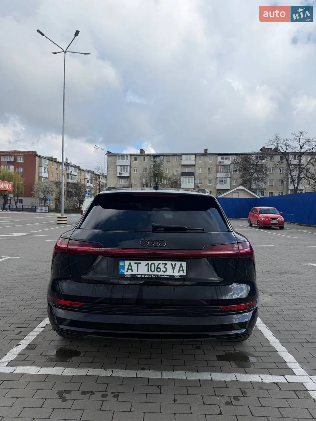 2020 Audi e-tron - мініатюра 8