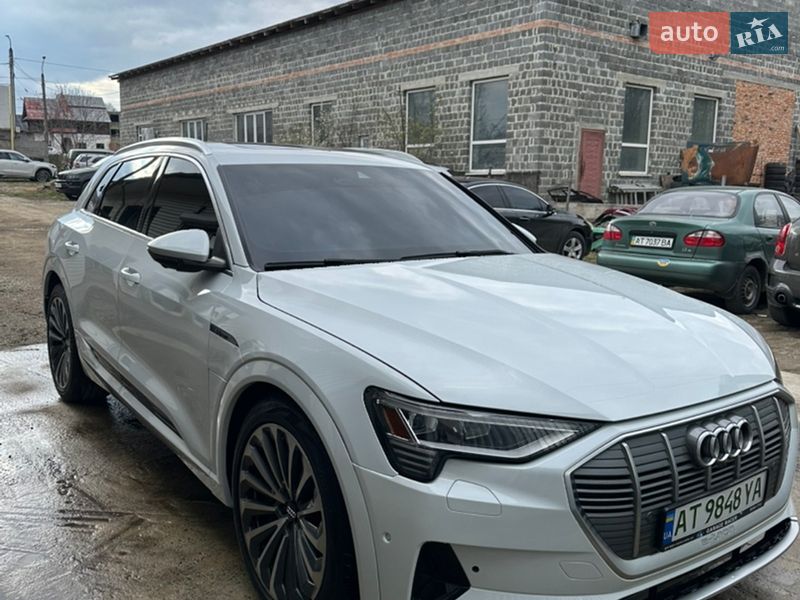Позашляховик / Кросовер Audi e-tron 2019 в Івано-Франківську