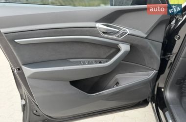 Внедорожник / Кроссовер Audi e-tron 2022 в Хмельницком