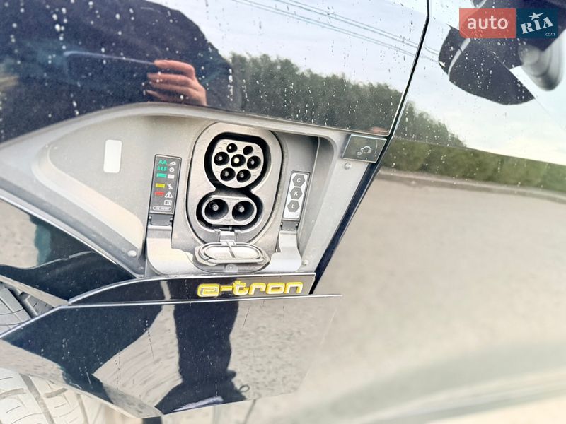 Внедорожник / Кроссовер Audi e-tron 2022 в Хмельницком