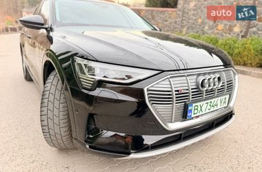 Внедорожник / Кроссовер Audi e-tron 2022 в Хмельницком