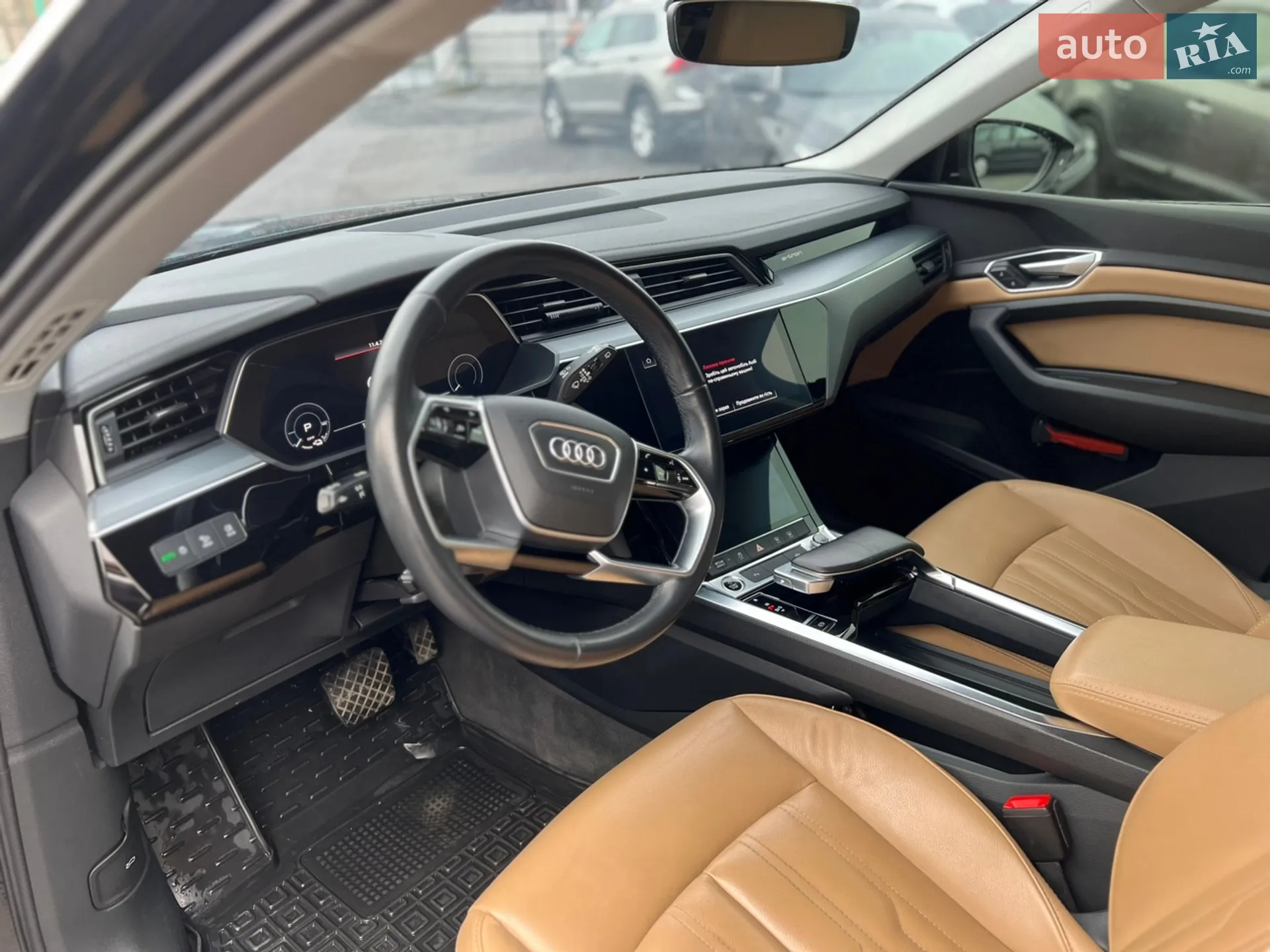 2020 Audi e-tron - мініатюра 12