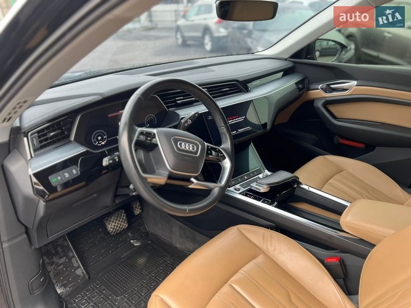 Позашляховик / Кросовер Audi e-tron 2020 в Вінниці фото 12 Позашляховик / Кросовер Audi e-tron 2020 в Вінниці