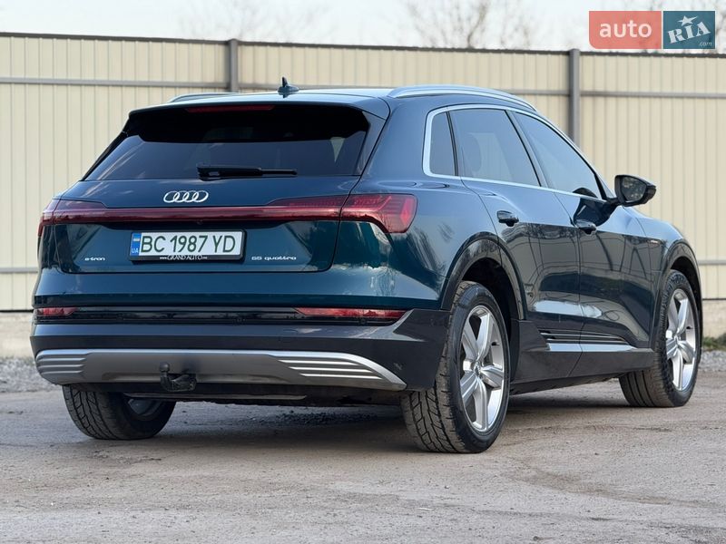 Позашляховик / Кросовер Audi e-tron 2019 в Дрогобичі фото 10 Позашляховик / Кросовер Audi e-tron 2019 в Дрогобичі