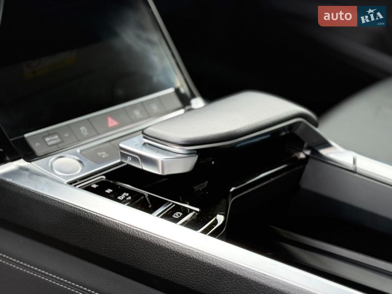 Внедорожник / Кроссовер Audi e-tron 2020 в Тернополе