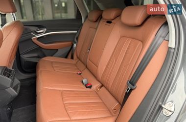Внедорожник / Кроссовер Audi e-tron 2021 в Городке