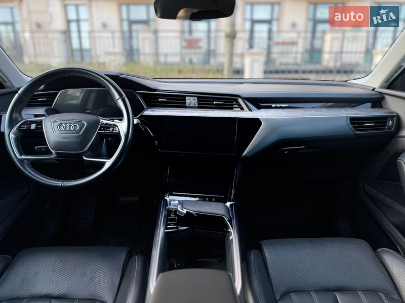 Внедорожник / Кроссовер Audi e-tron 2019 в Одессе