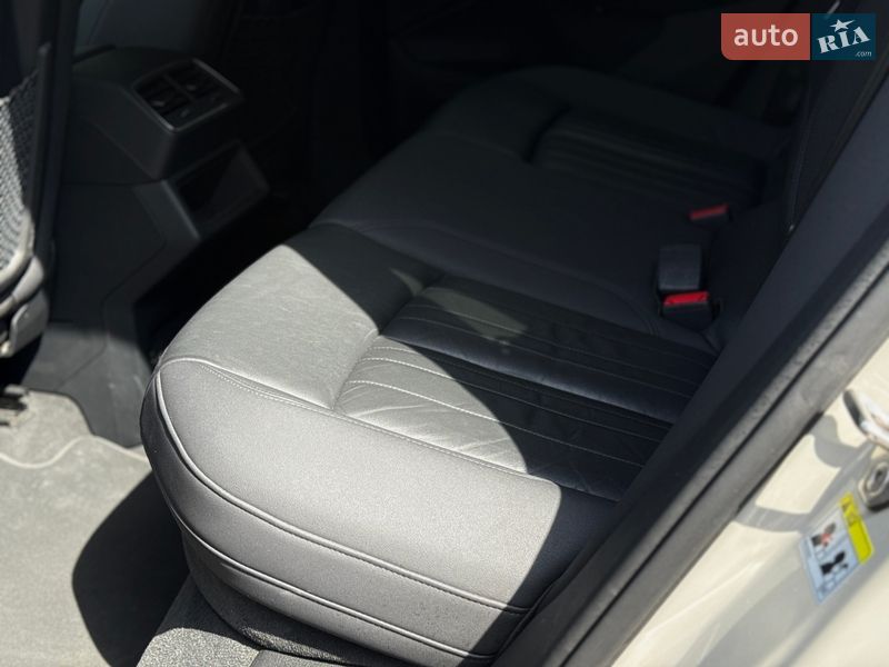 Внедорожник / Кроссовер Audi e-tron 2020 в Тернополе
