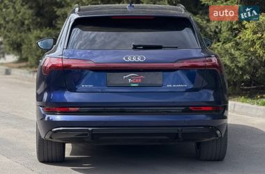 Внедорожник / Кроссовер Audi e-tron 2020 в Тернополе