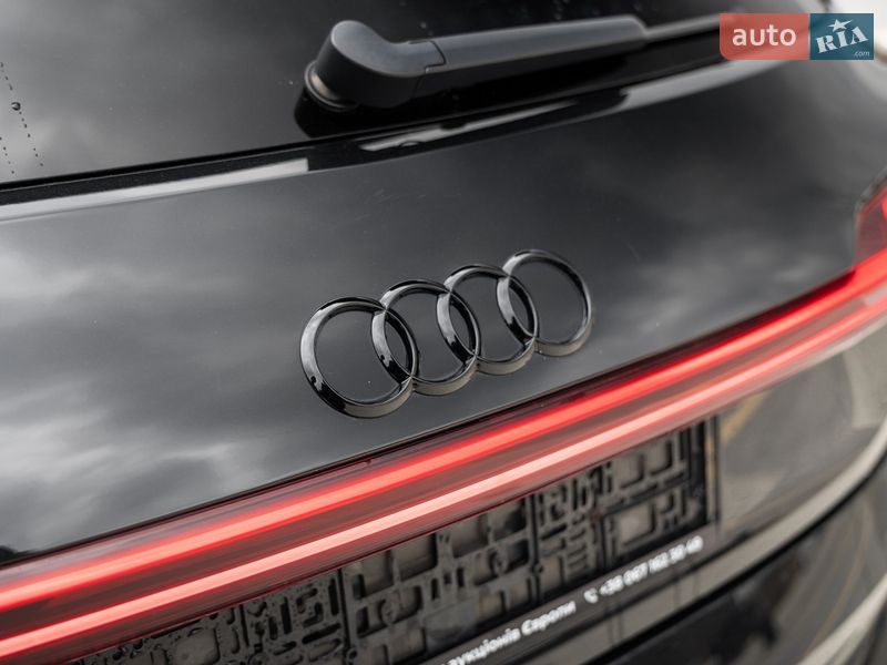 Позашляховик / Кросовер Audi e-tron 2021 в Львові