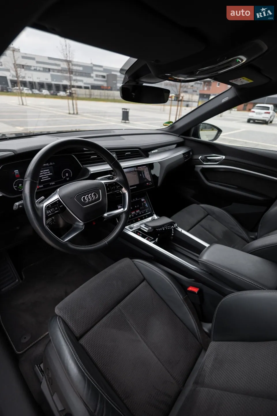 2021 Audi e-tron - мініатюра 20