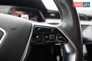 Внедорожник / Кроссовер Audi e-tron 2021 в Львове