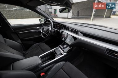 Внедорожник / Кроссовер Audi e-tron 2021 в Львове