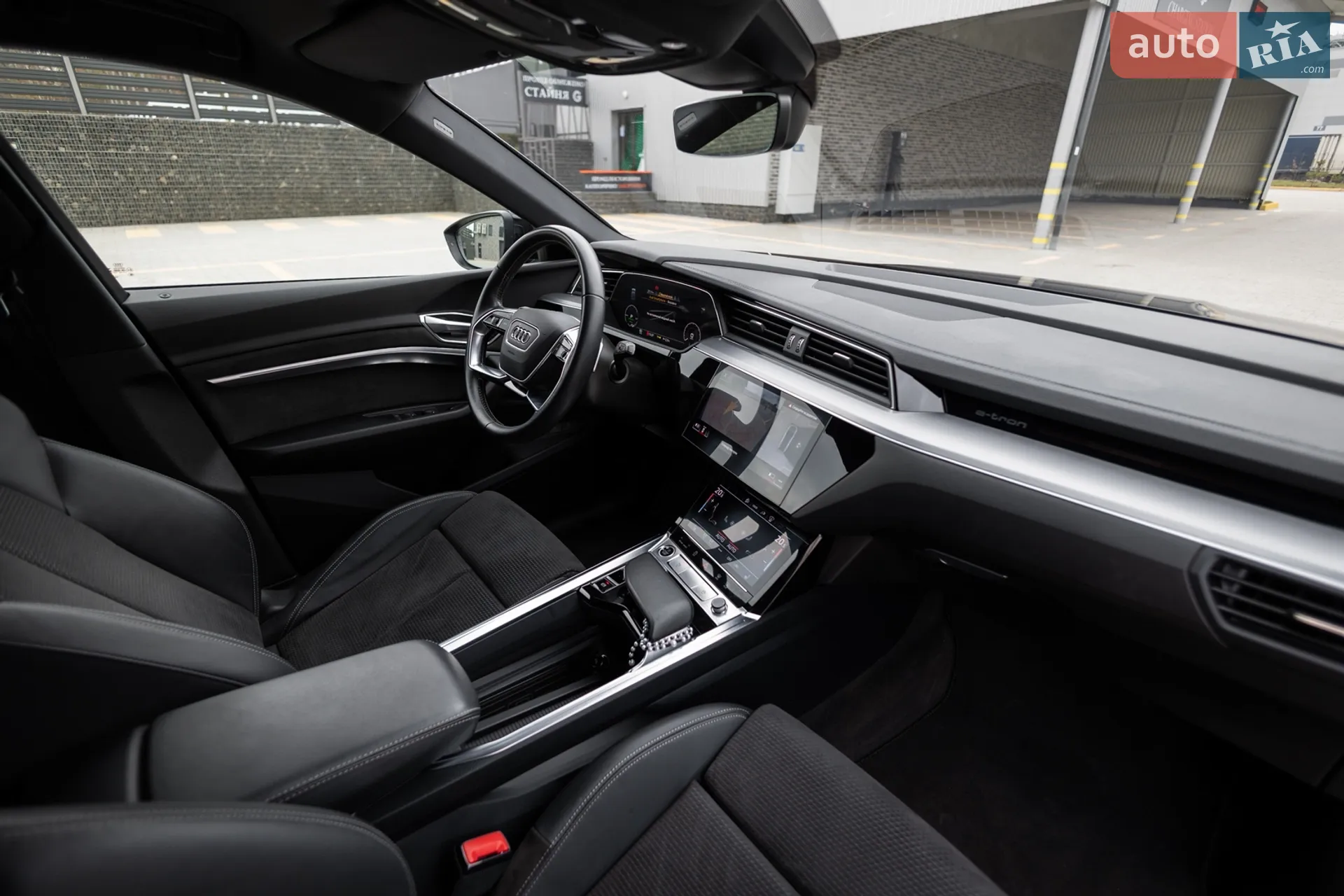2021 Audi e-tron - мініатюра 54