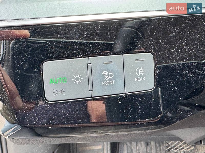 Внедорожник / Кроссовер Audi e-tron 2022 в Киеве