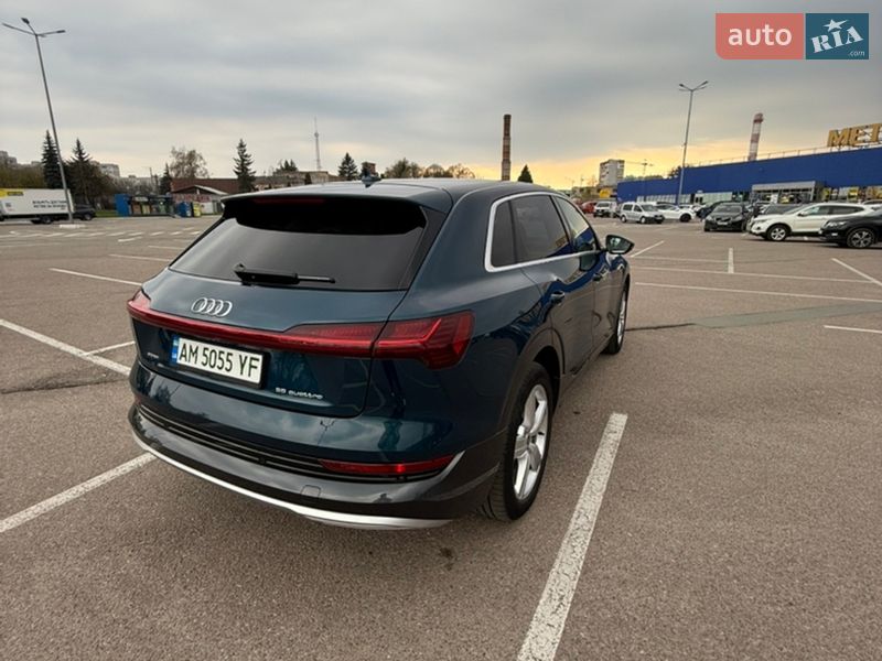 Внедорожник / Кроссовер Audi e-tron 2021 в Житомире