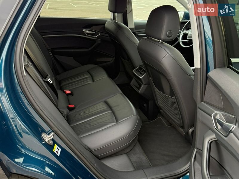 Внедорожник / Кроссовер Audi e-tron 2021 в Житомире