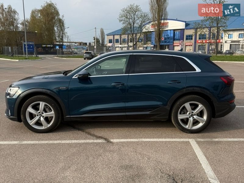 Внедорожник / Кроссовер Audi e-tron 2021 в Житомире