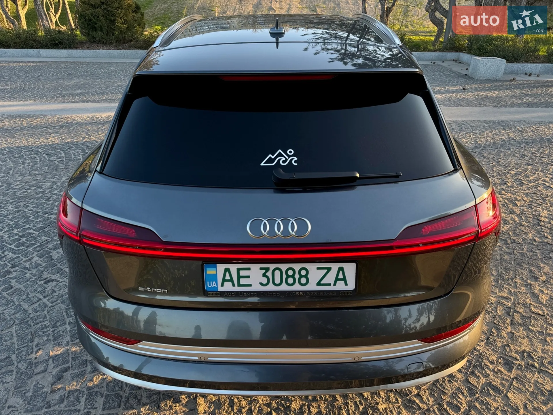 2019 Audi e-tron - мініатюра 13