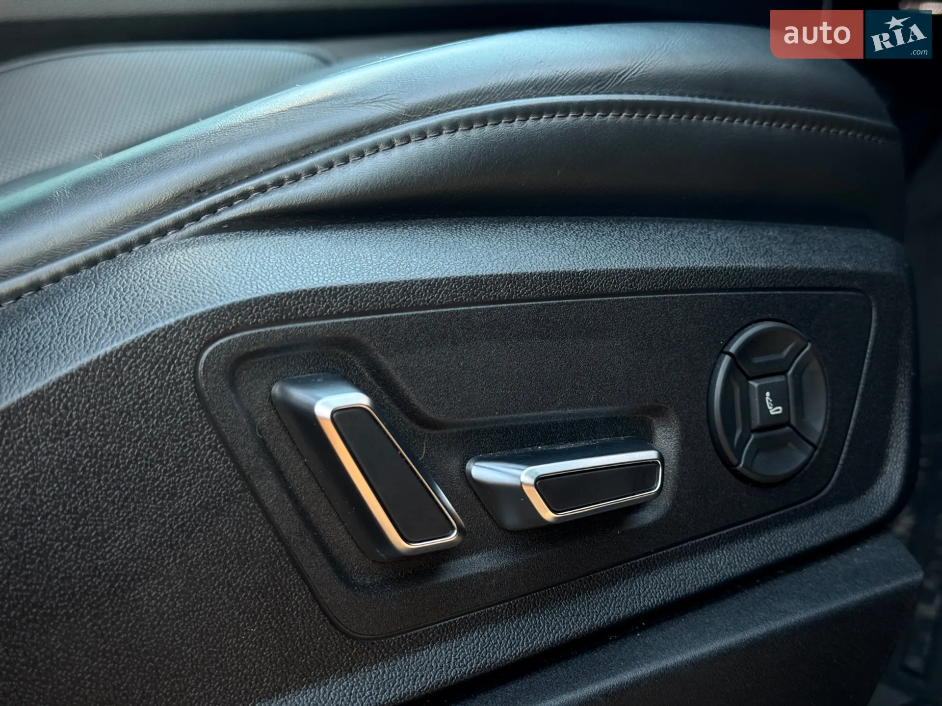 2019 Audi e-tron - мініатюра 25