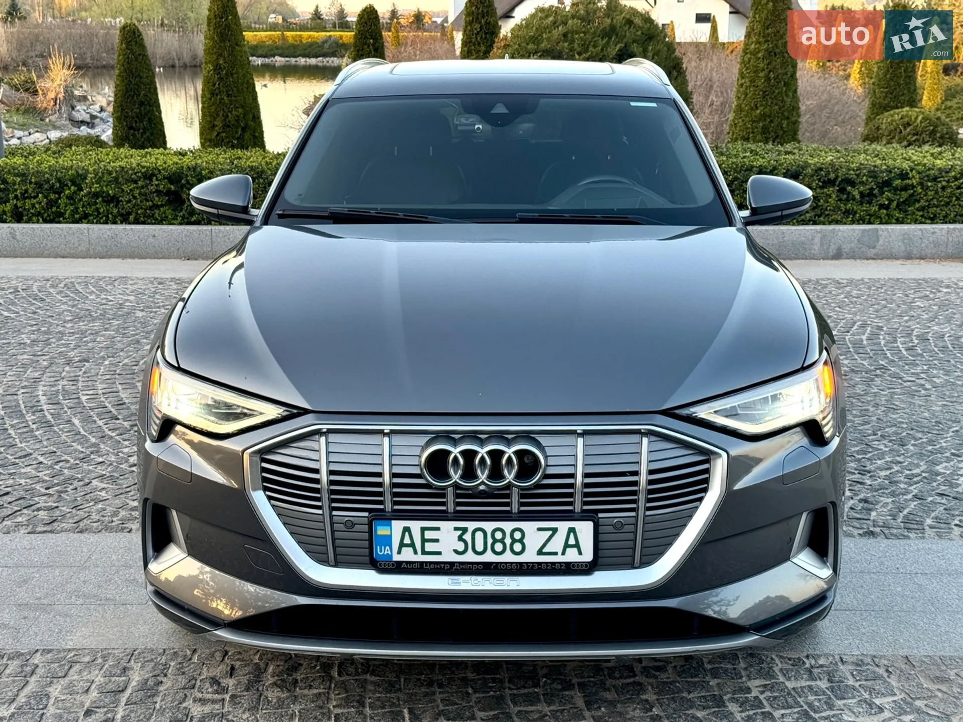 2019 Audi e-tron - мініатюра 32