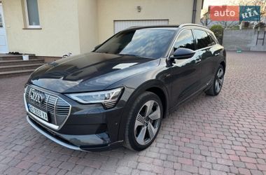 Позашляховик / Кросовер Audi e-tron 2019 в Бучачі