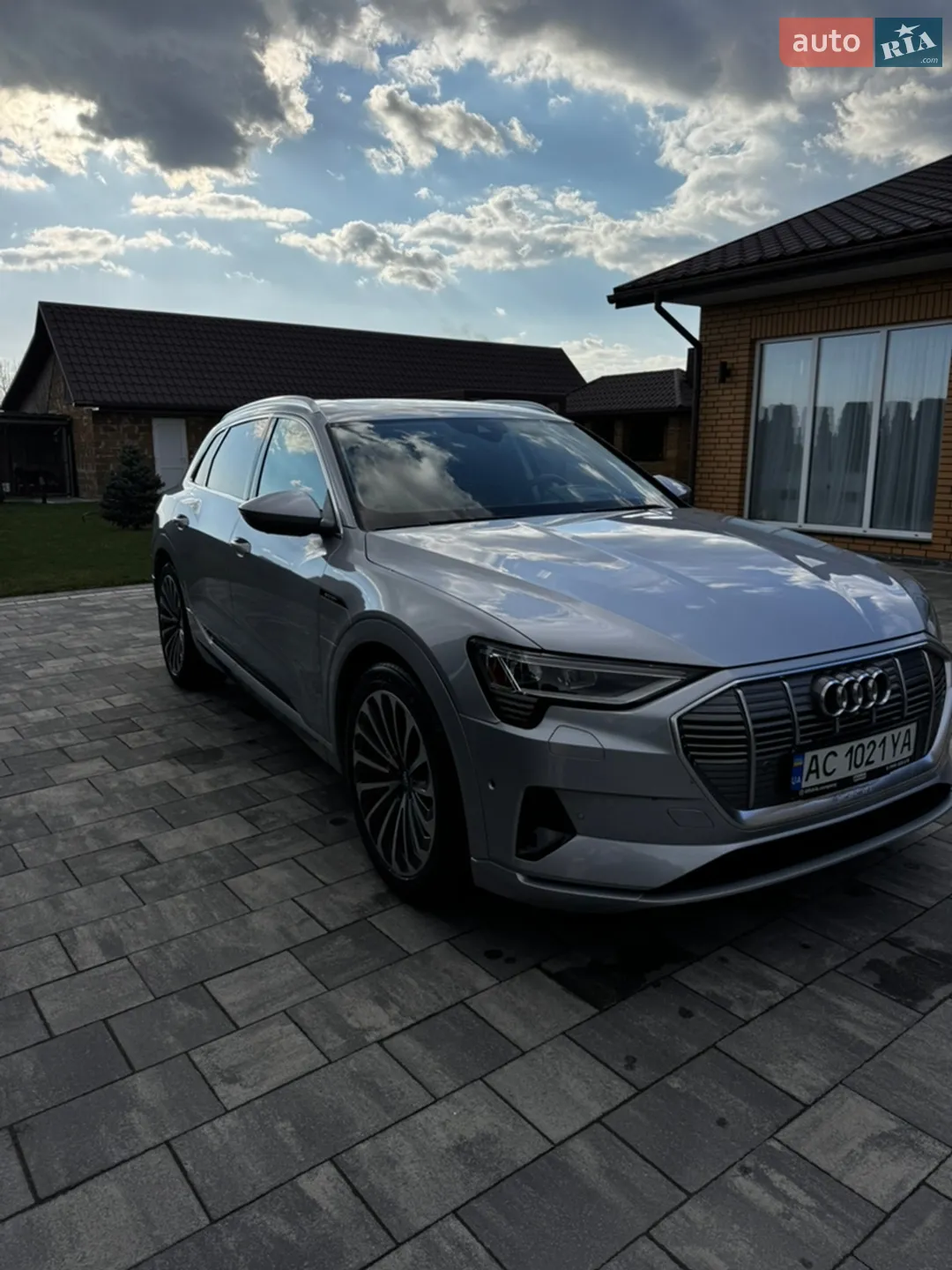 2019 Audi e-tron - мініатюра 8