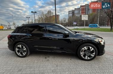 Внедорожник / Кроссовер Audi e-tron 2021 в Днепре