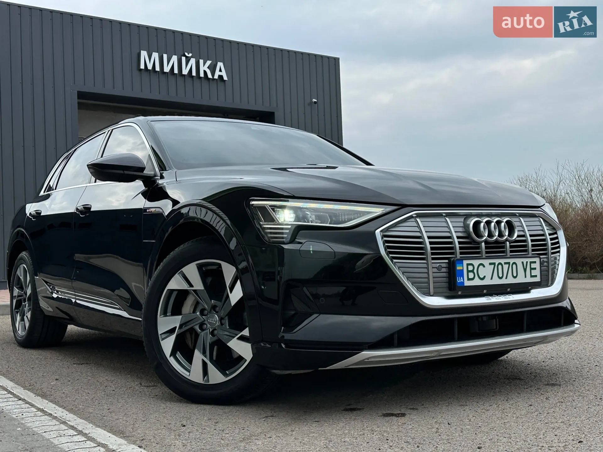 2019 Audi e-tron - мініатюра 3