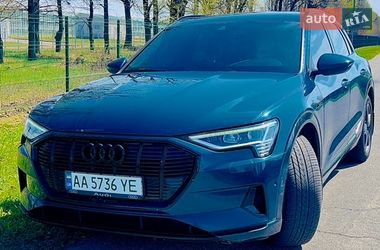 Внедорожник / Кроссовер Audi e-tron 2019 в Киеве