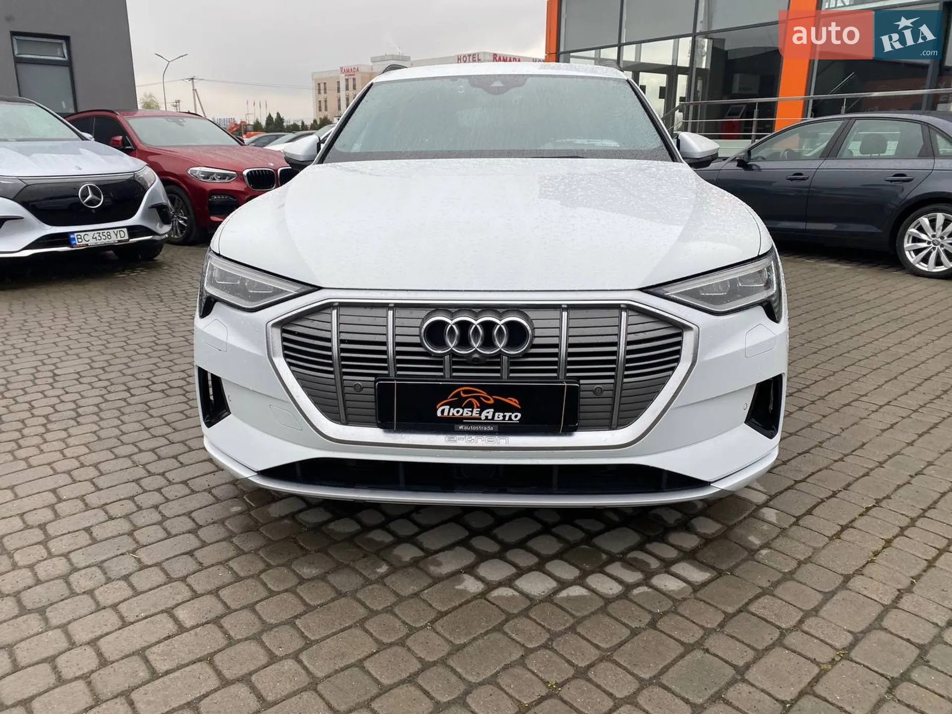 2018 Audi e-tron - мініатюра 2