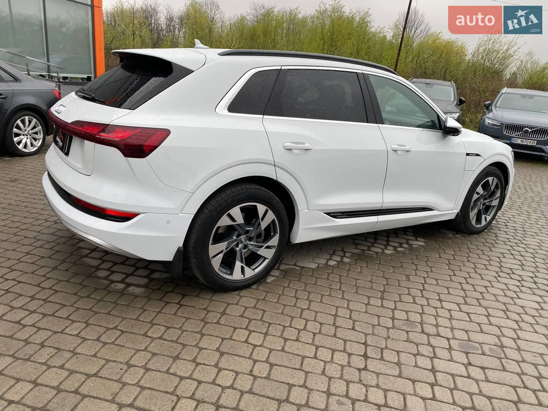 2018 Audi e-tron - мініатюра 8