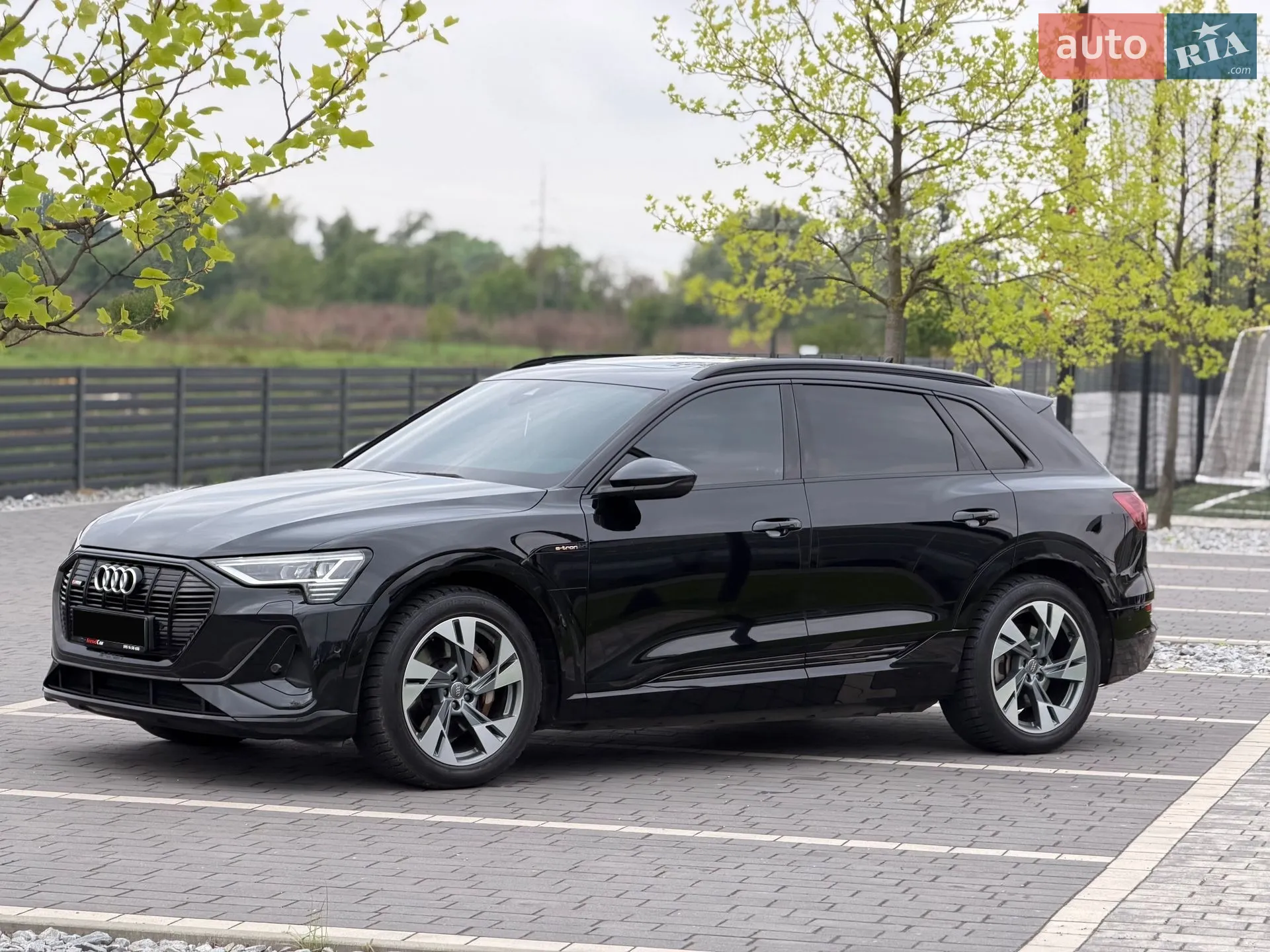 2019 Audi e-tron - мініатюра 18