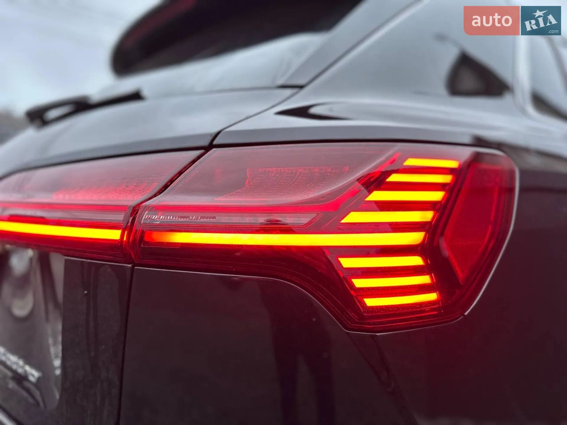 2020 Audi e-tron - мініатюра 15