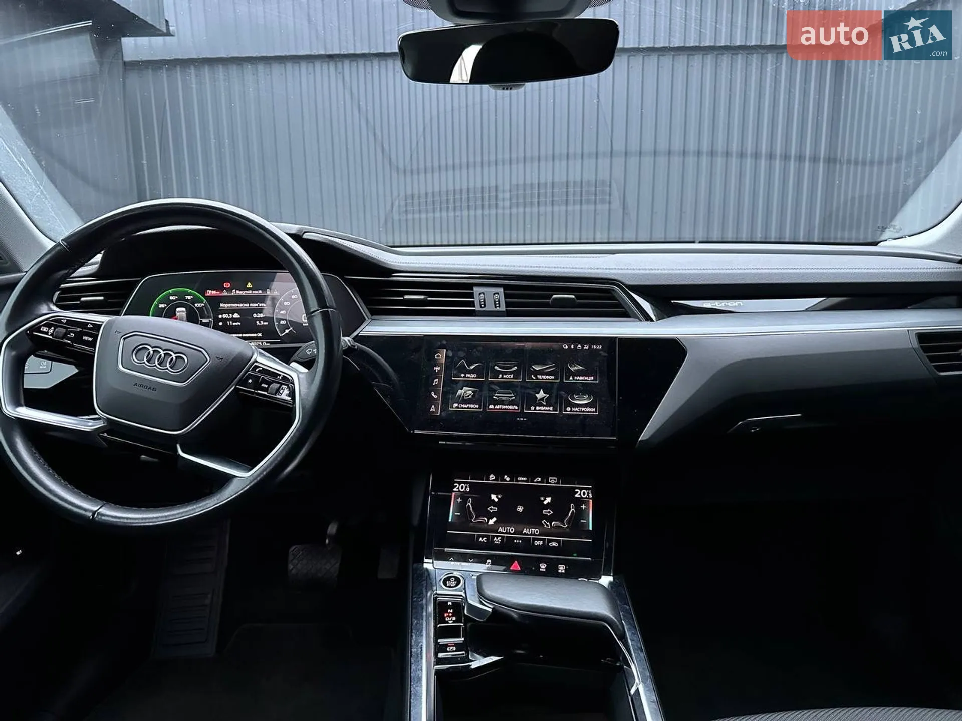 2020 Audi e-tron - мініатюра 19