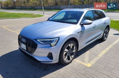 Внедорожник / Кроссовер Audi e-tron 2021 в Киеве