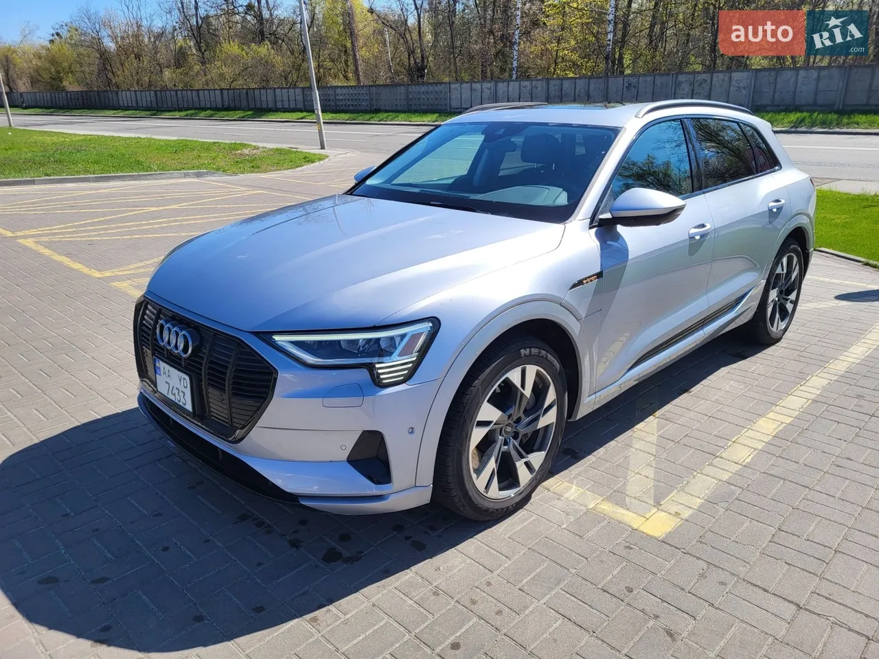 2022 Audi e-tron - мініатюра 33