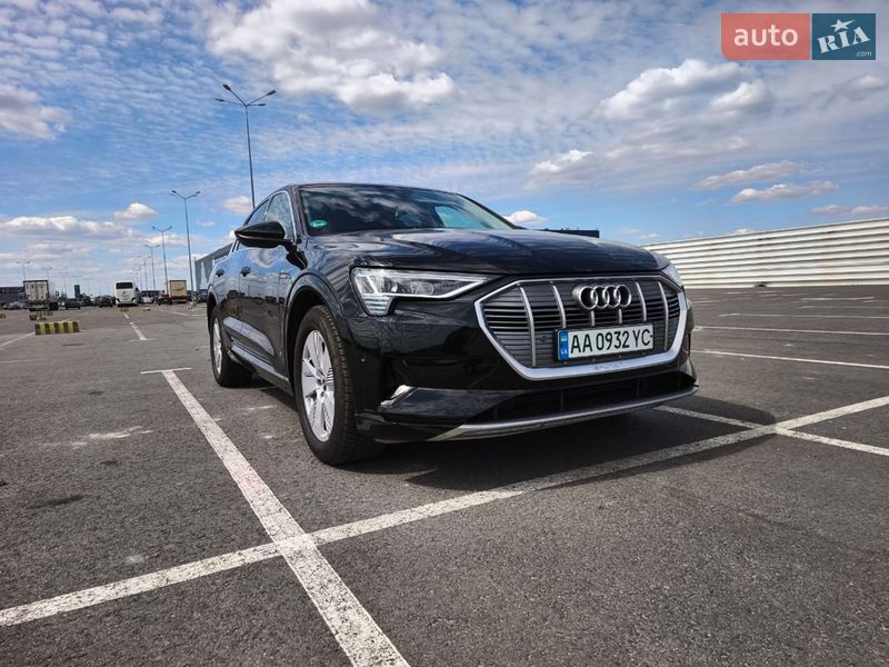 Audi e-tron 2021