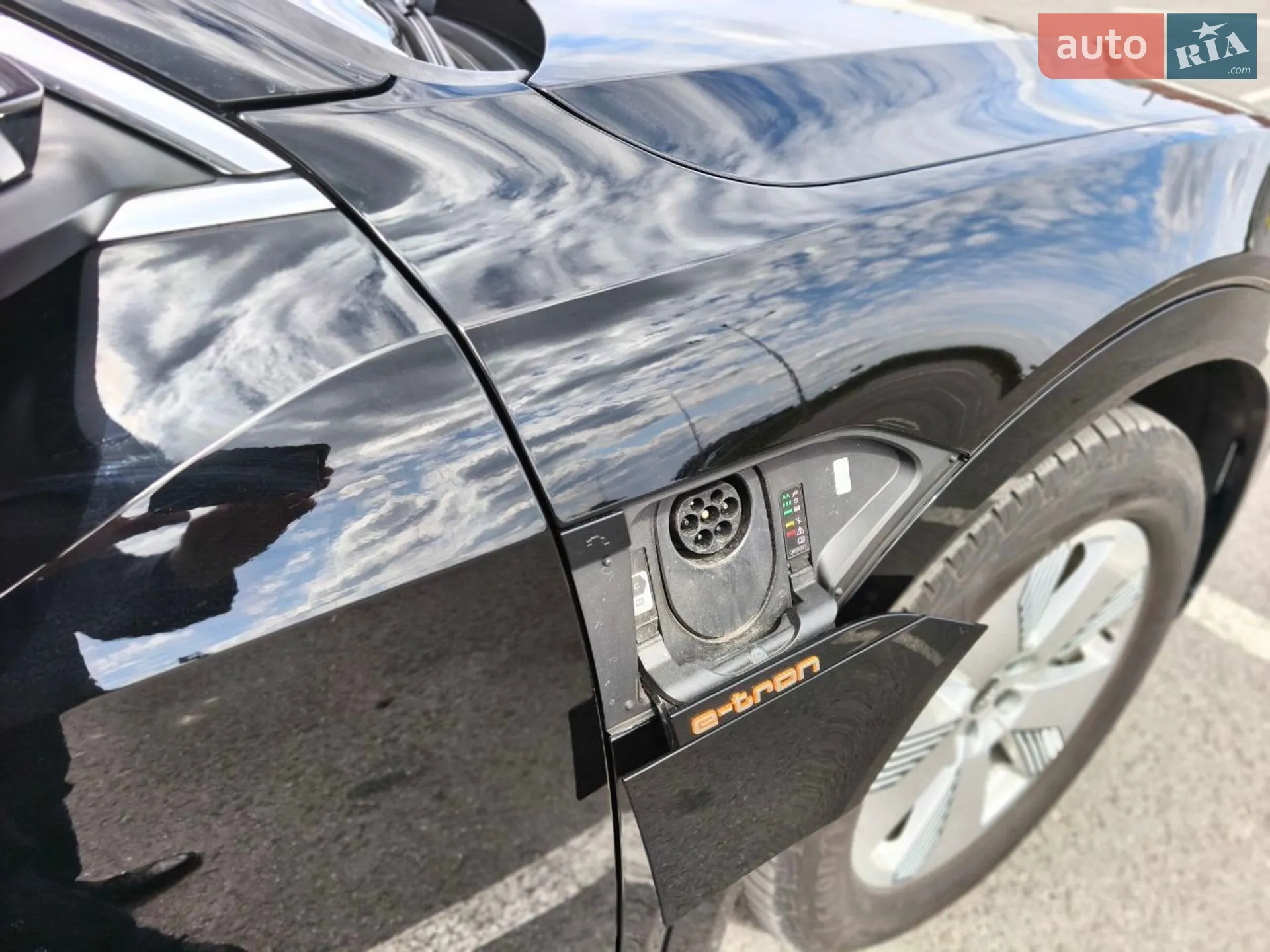 2021 Audi e-tron - мініатюра 7
