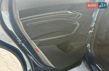 Внедорожник / Кроссовер Audi e-tron 2021 в Городке