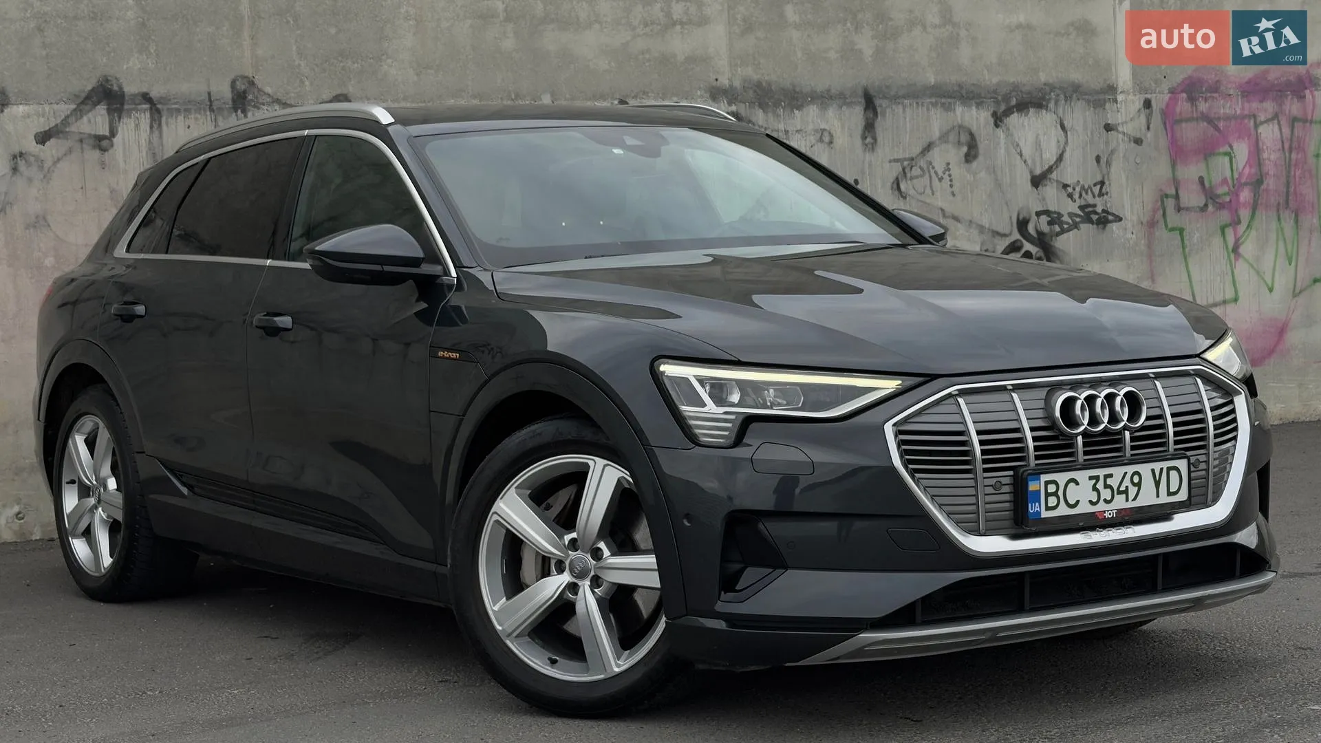 2020 Audi e-tron - мініатюра 3