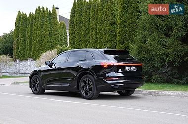 Внедорожник / Кроссовер Audi e-tron 2022 в Киеве