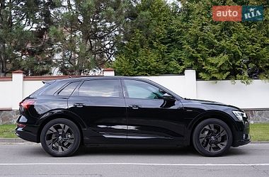 Внедорожник / Кроссовер Audi e-tron 2022 в Киеве