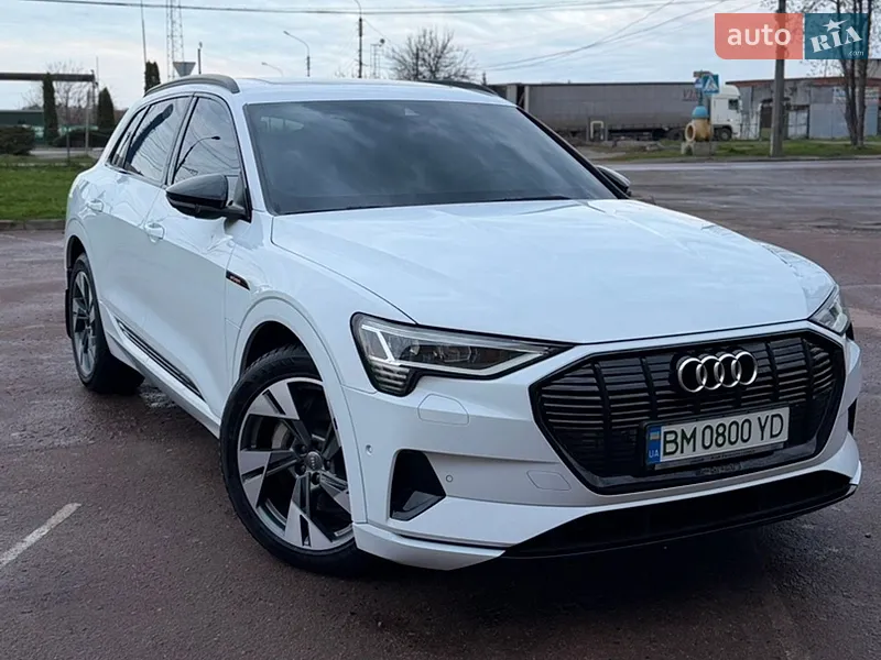 Audi e-tron