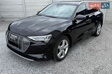 Позашляховик / Кросовер Audi e-tron 2020 в Києві