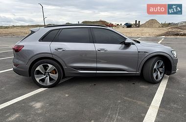 Внедорожник / Кроссовер Audi e-tron 2019 в Ровно