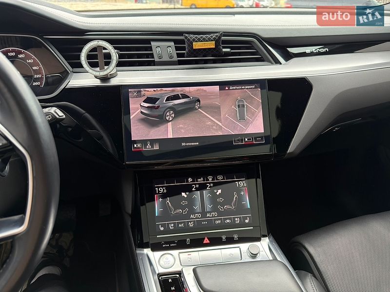 Внедорожник / Кроссовер Audi e-tron 2019 в Ровно