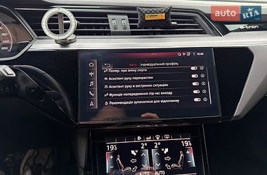 Внедорожник / Кроссовер Audi e-tron 2019 в Ровно