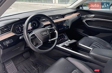 Внедорожник / Кроссовер Audi e-tron 2019 в Ровно